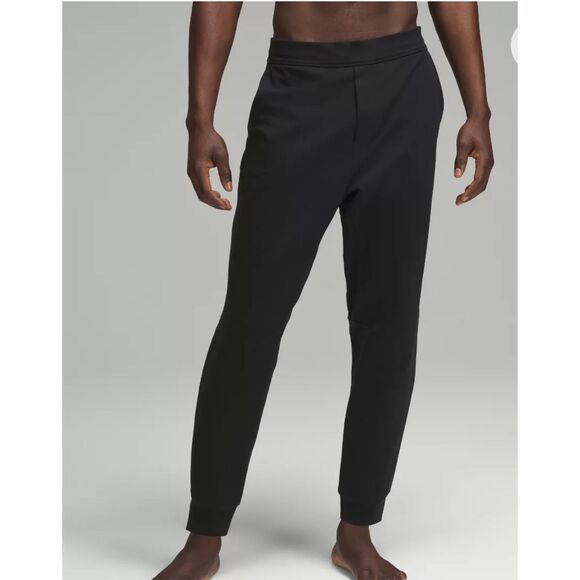Lululemon Intent Jogger men black size medium EUC - Picture 1 of 11
